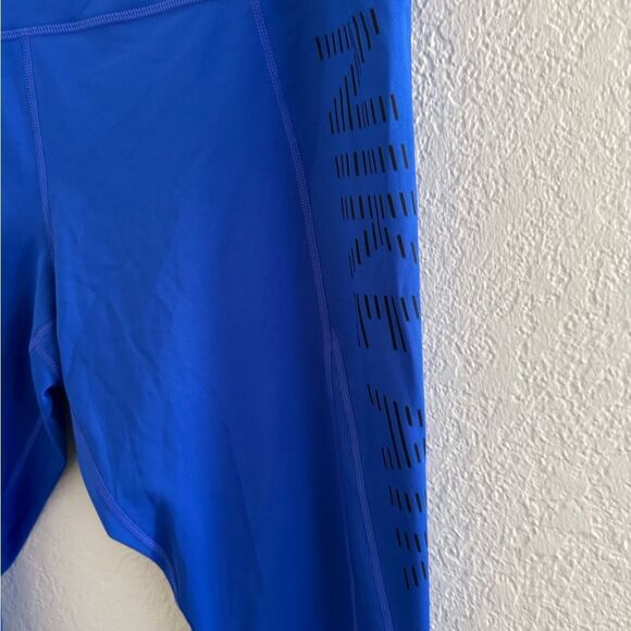 Nike Blue Ankle Cropped Performance Pants - Picture 2 of 9